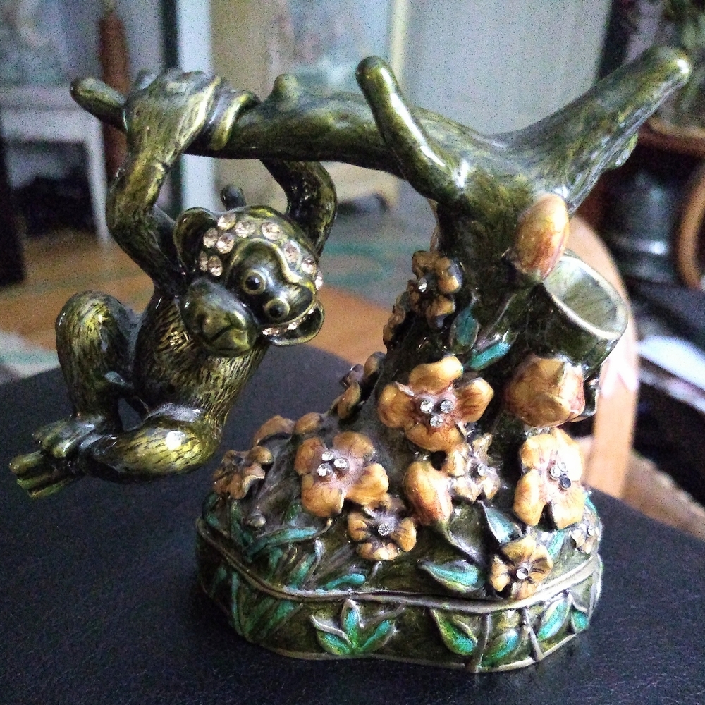Swinging Monkey Trinket Box